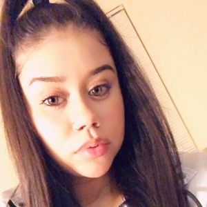 Meet your Posher, Lila